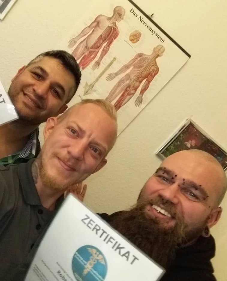 Piercer werden - Piercing Ausbildung - Piercen Lernen - Bodymodification Kurs und Seminar modsbyben